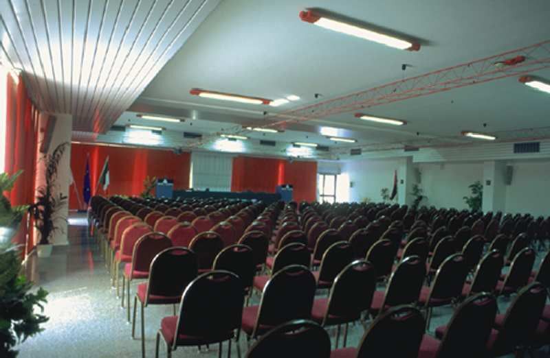 Hotel Califfo Quartu SantʼElena Esterno foto